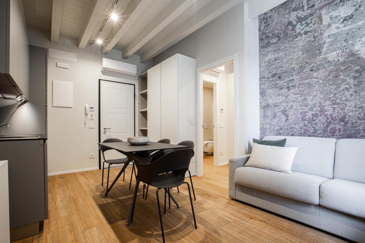 Ah Villaglori Boutique Apartments Brescia Bagian luar foto